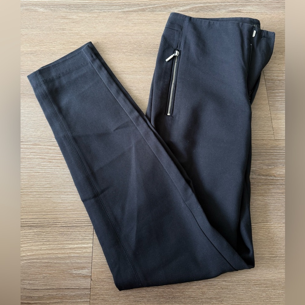 Zara Women's Black Pants with Zipper Detail